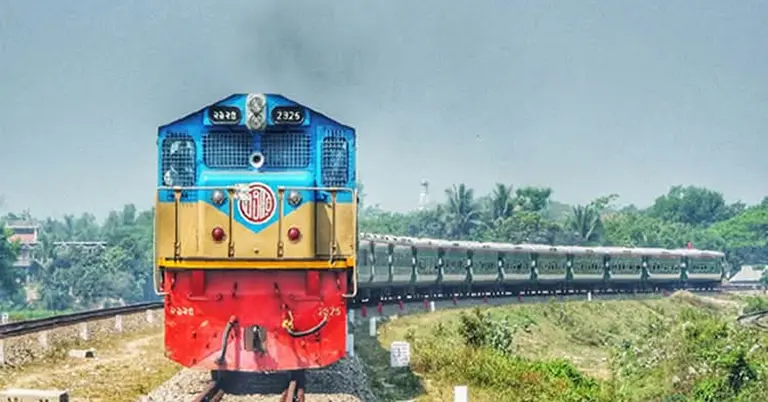 বাংলাদেশ রেলওয়ের একটি ট্রেন